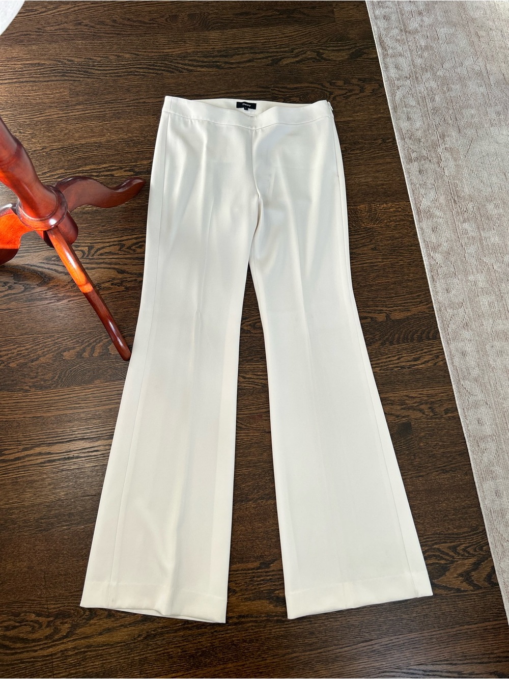 NWT Theory Crepe Flare Pants in Cream